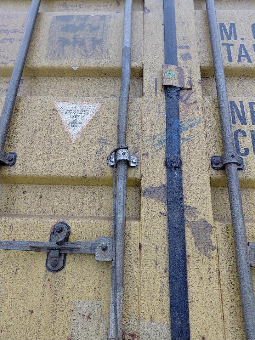 Морской контейнер MSCU3182190