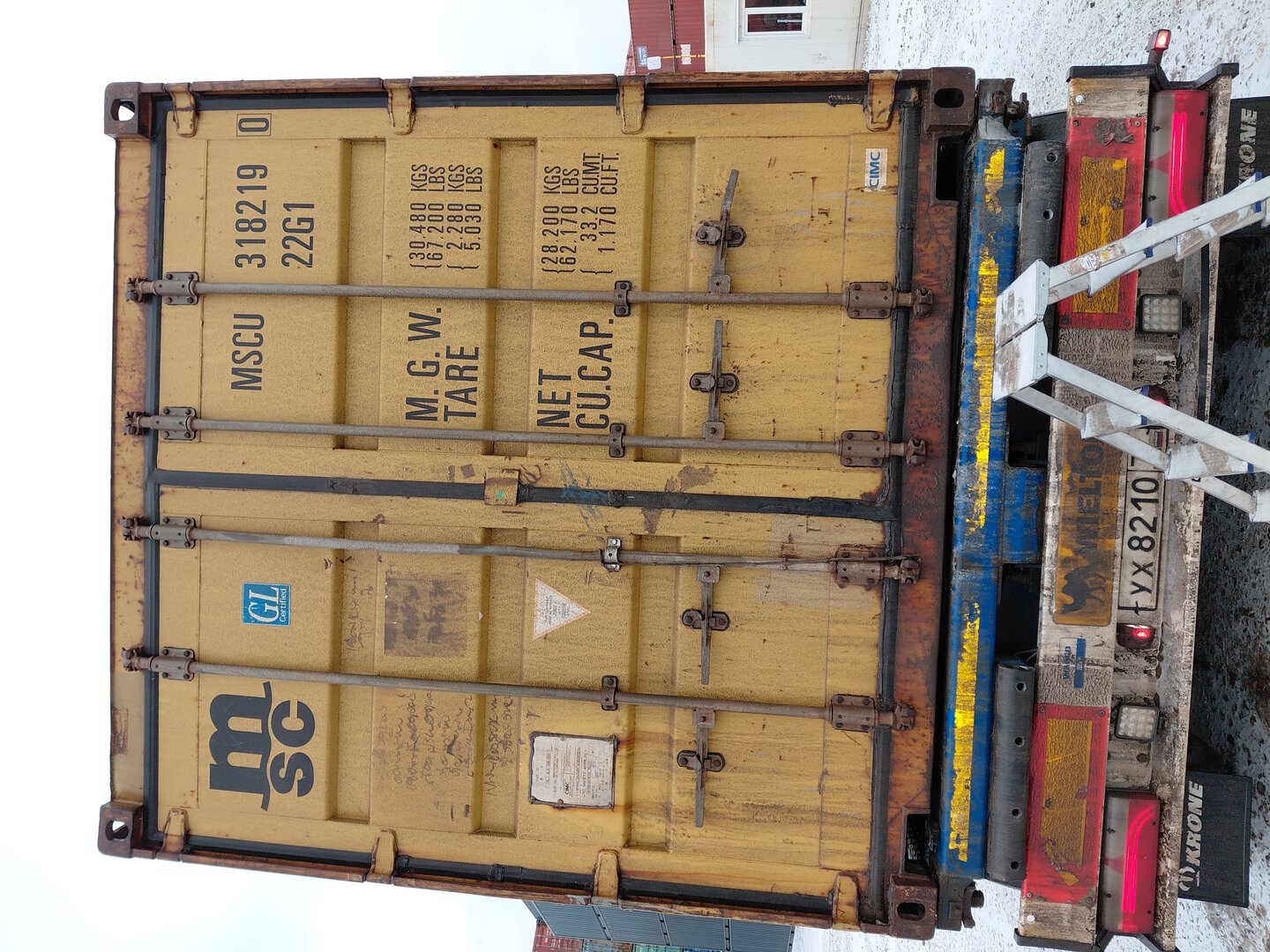 Морской контейнер MSCU3182190