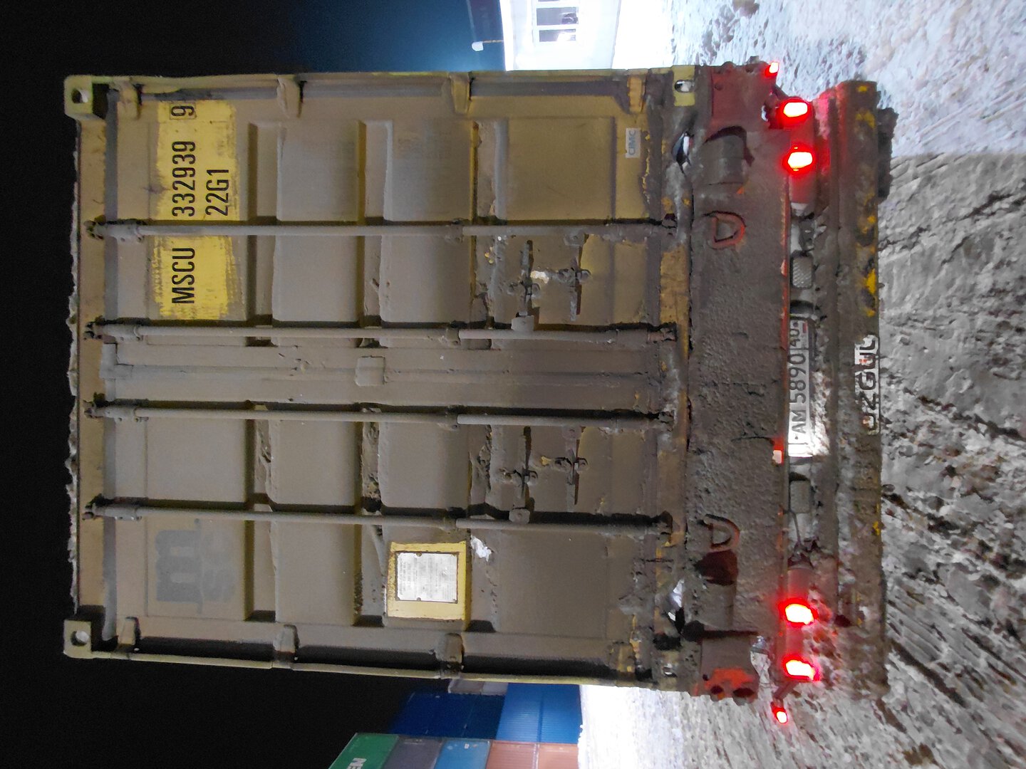 Морской контейнер MSCU3329399