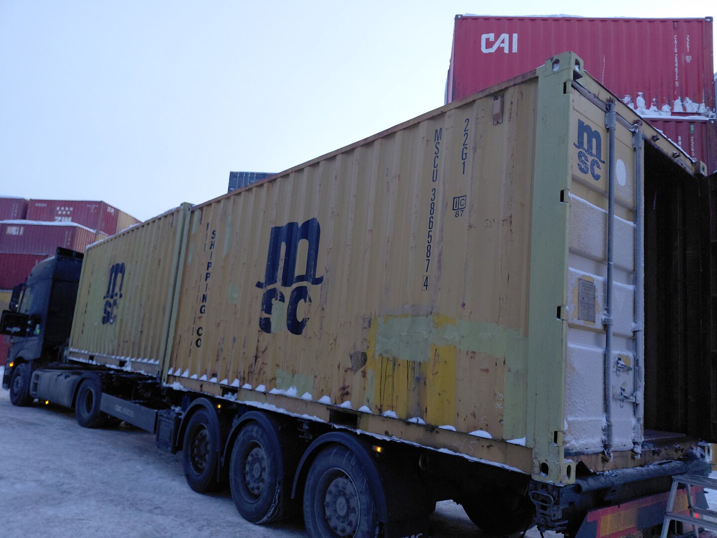 Морской контейнер MSCU3865874