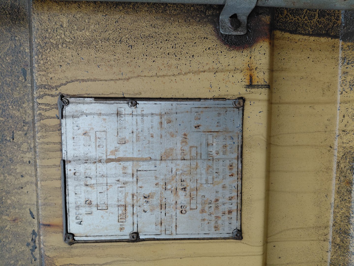 Морской контейнер MSCU6137770