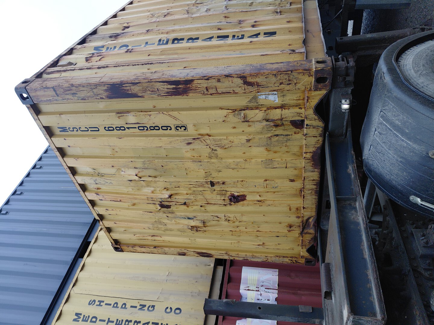 Морской контейнер MSCU6819893