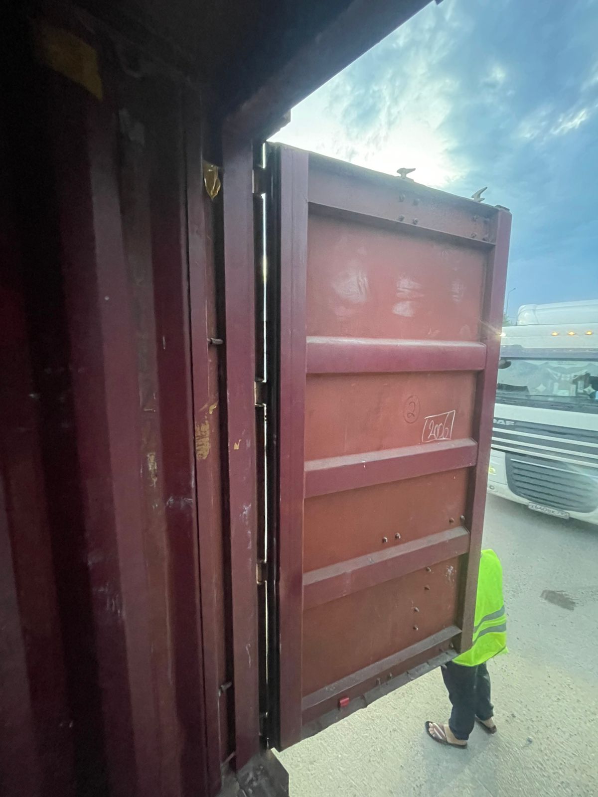 Морской контейнер MSCU6822027