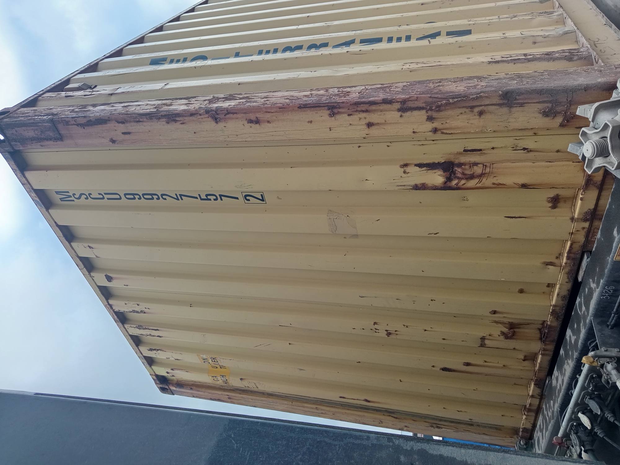 Морской контейнер MSCU9927572