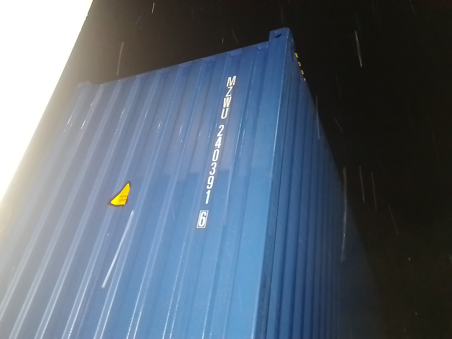 Морской контейнер MZWU2403916