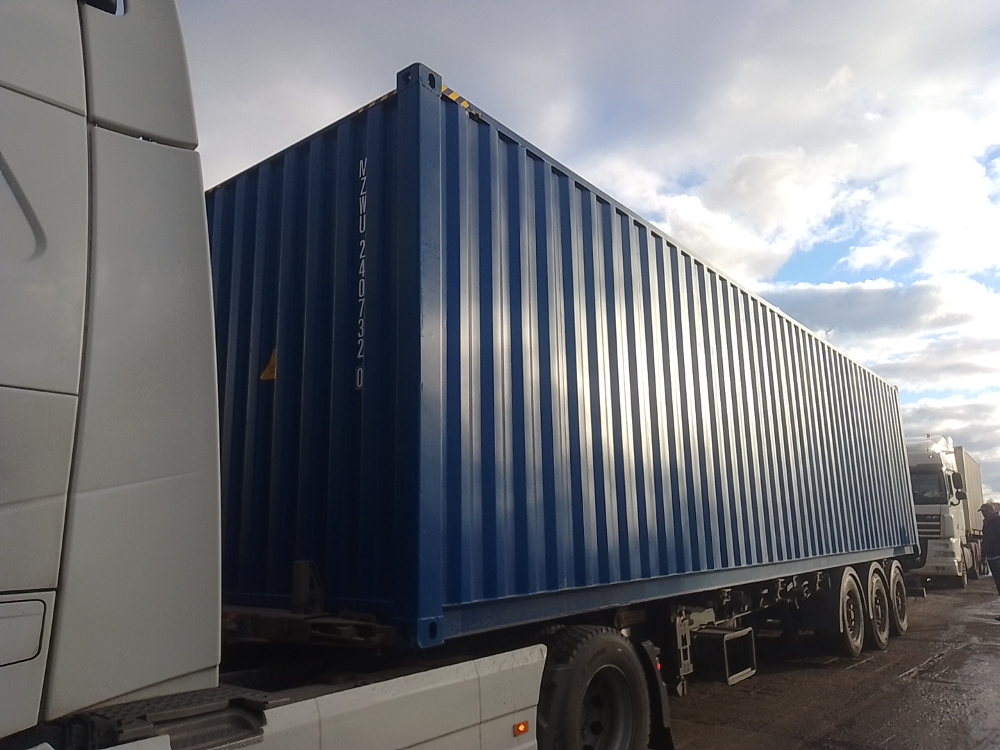 Морской контейнер MZWU2407320