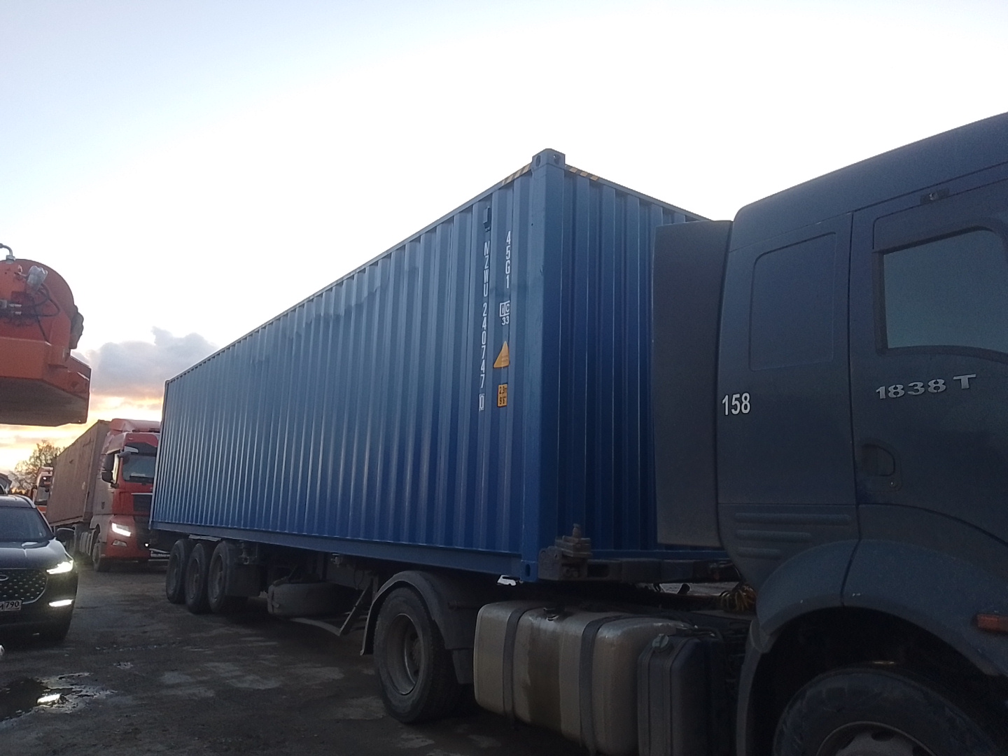 Морской контейнер MZWU2407470