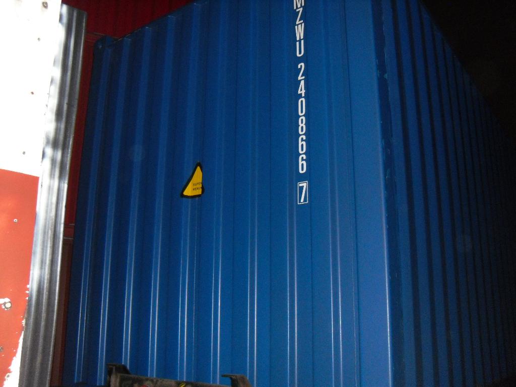 Морской контейнер MZWU2408667