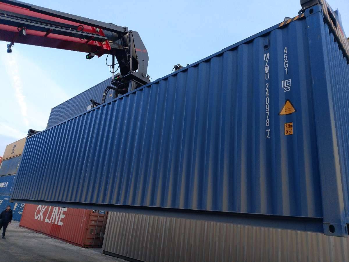 Морской контейнер MZWU2409787