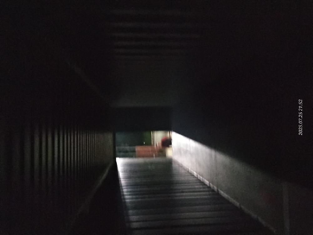 Морской контейнер MZWU2410005