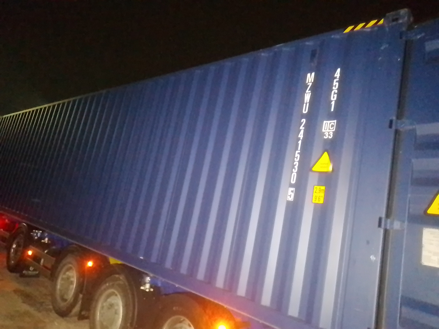 Морской контейнер MZWU2415305