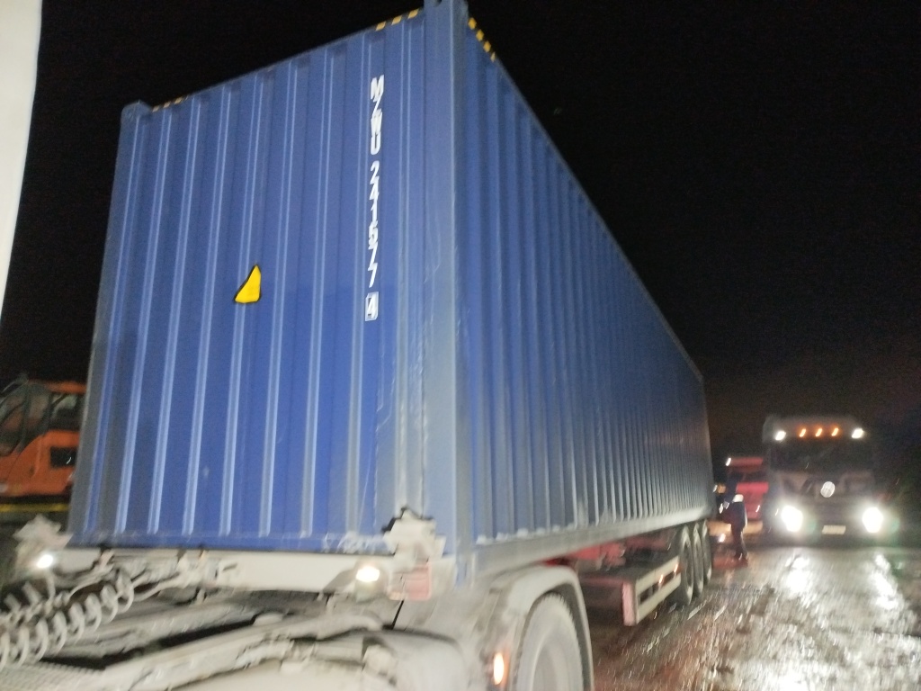 Морской контейнер MZWU2415774