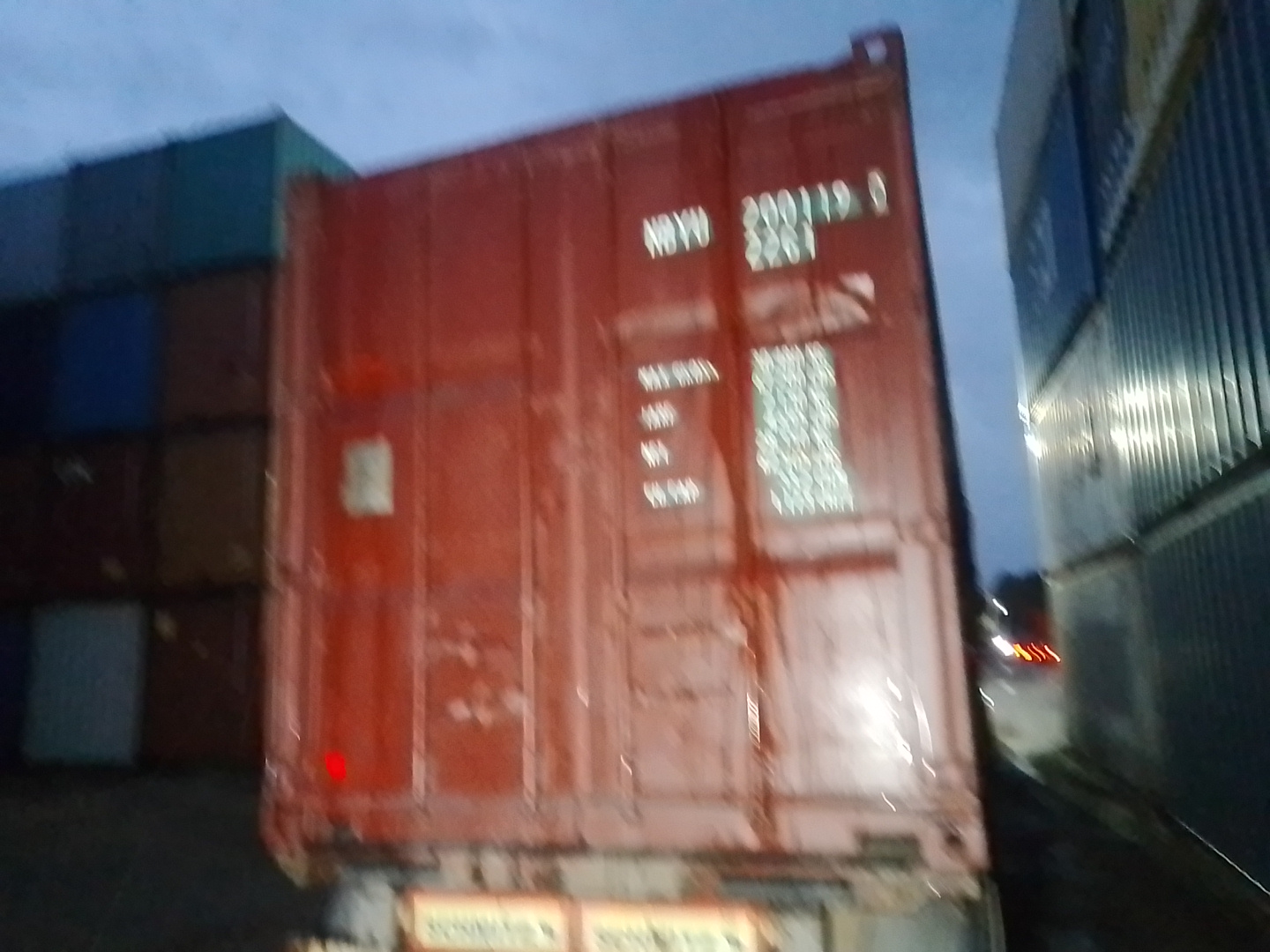 Морской контейнер NBYU2001190