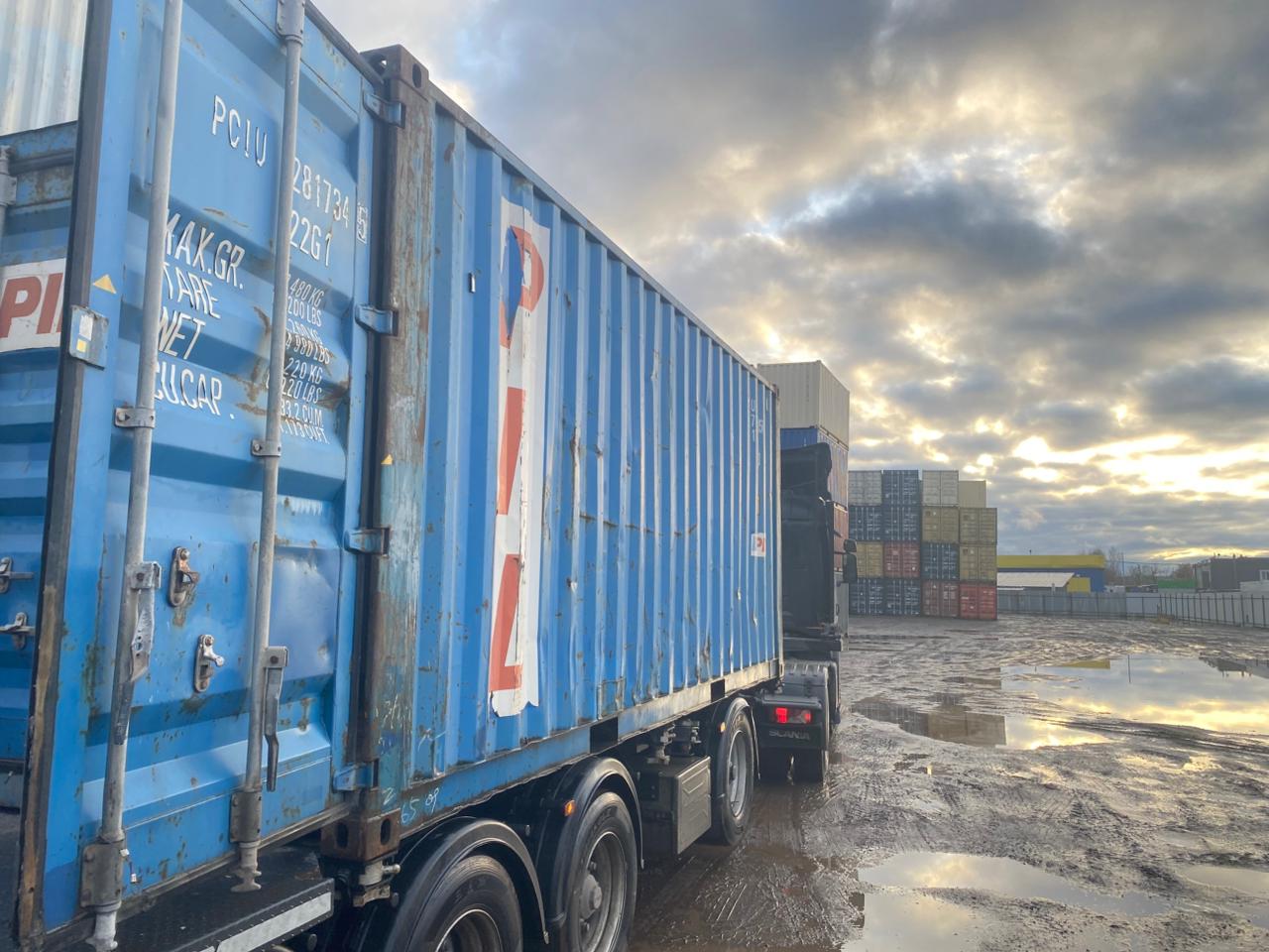 Морской контейнер PCIU2817345