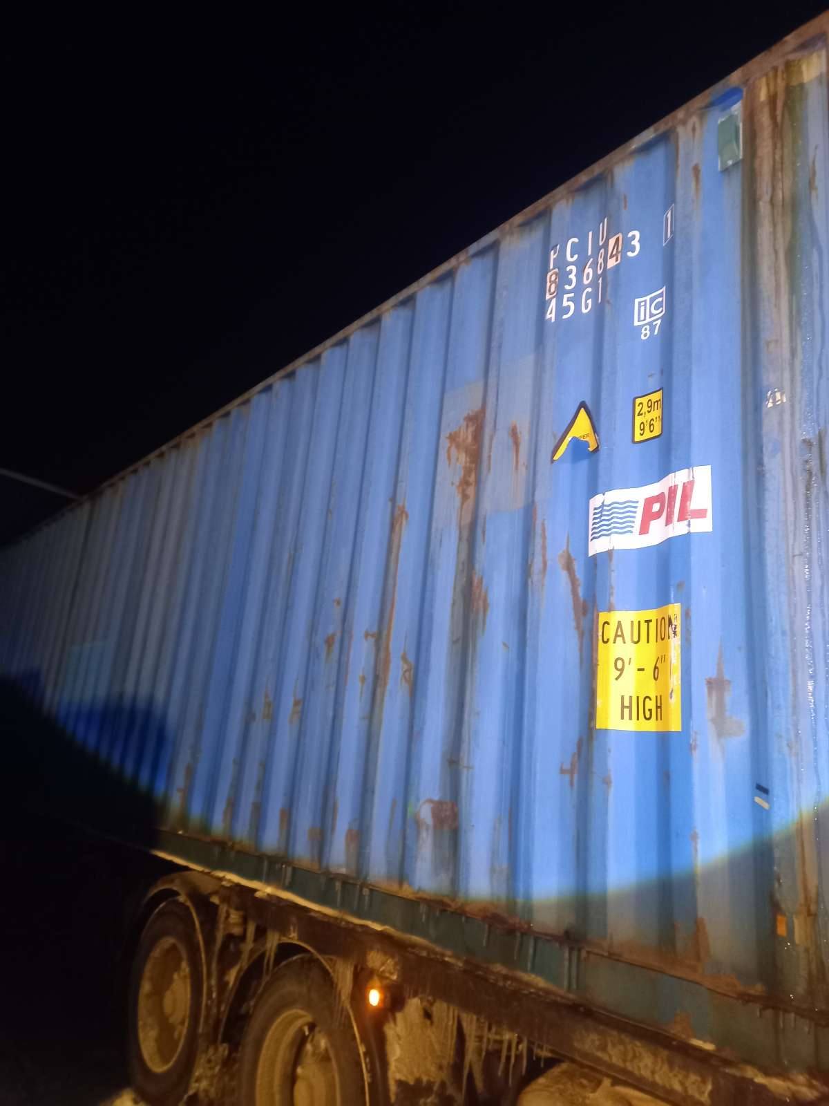 Морской контейнер PCIU8368431