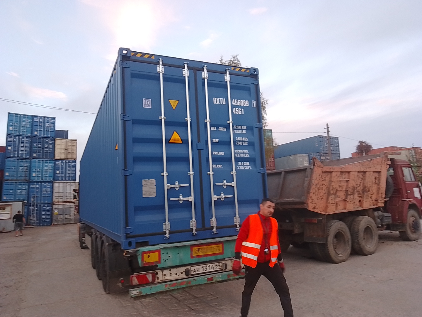 Морской контейнер RXTU4560891