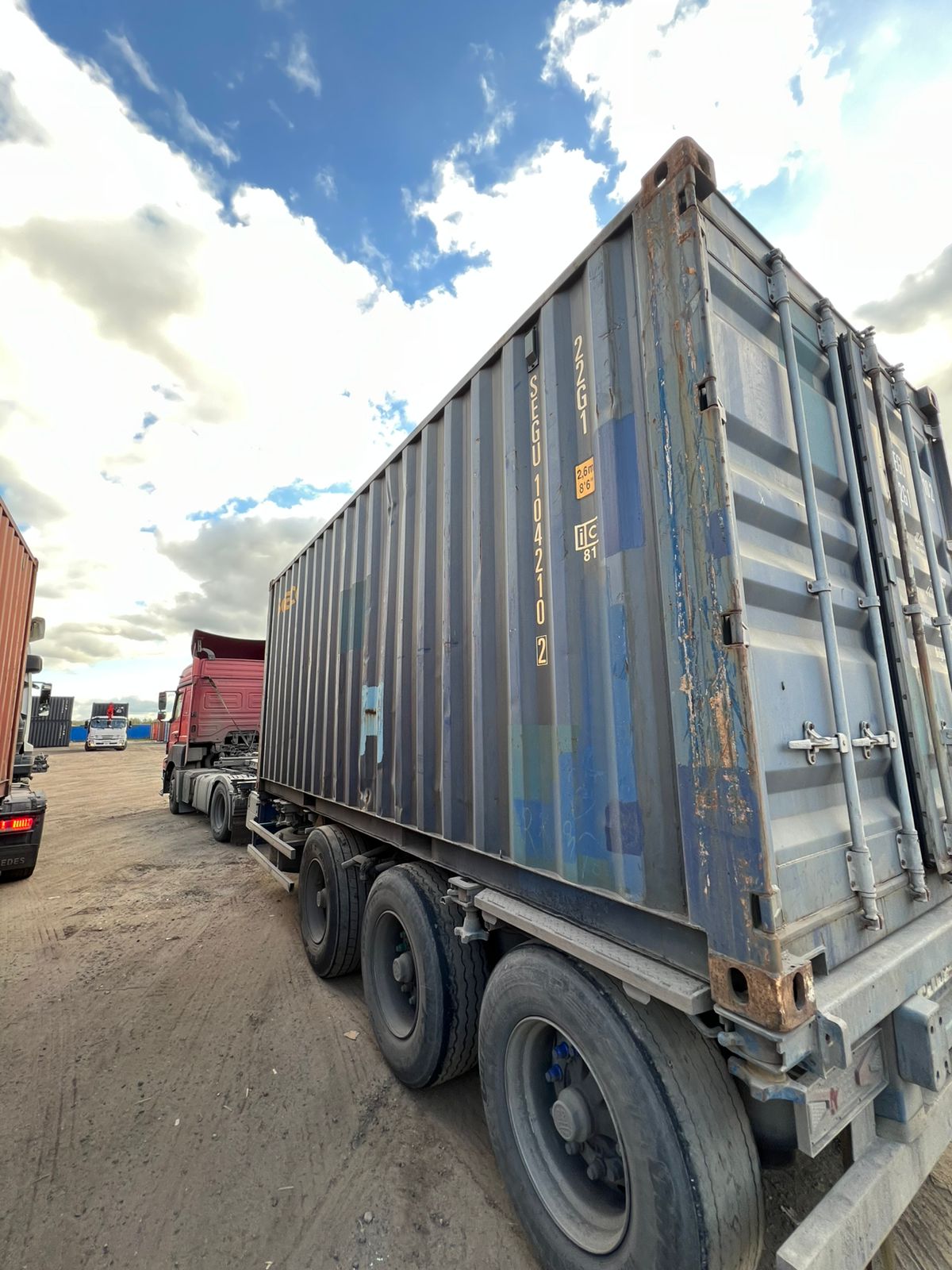 Морской контейнер SEGU1042102