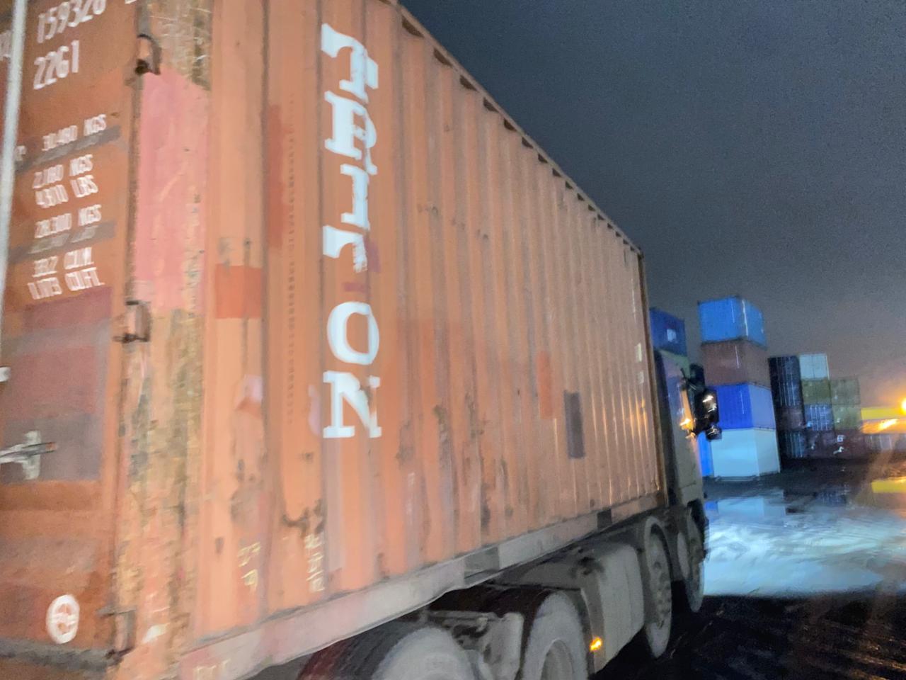 Морской контейнер TCKU1593262