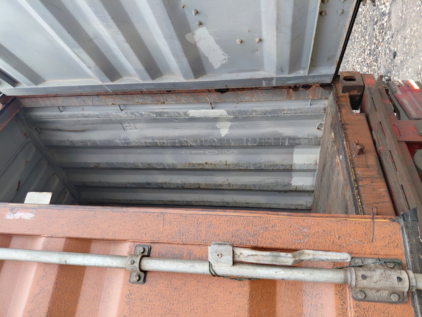 Морской контейнер TCKU1596106