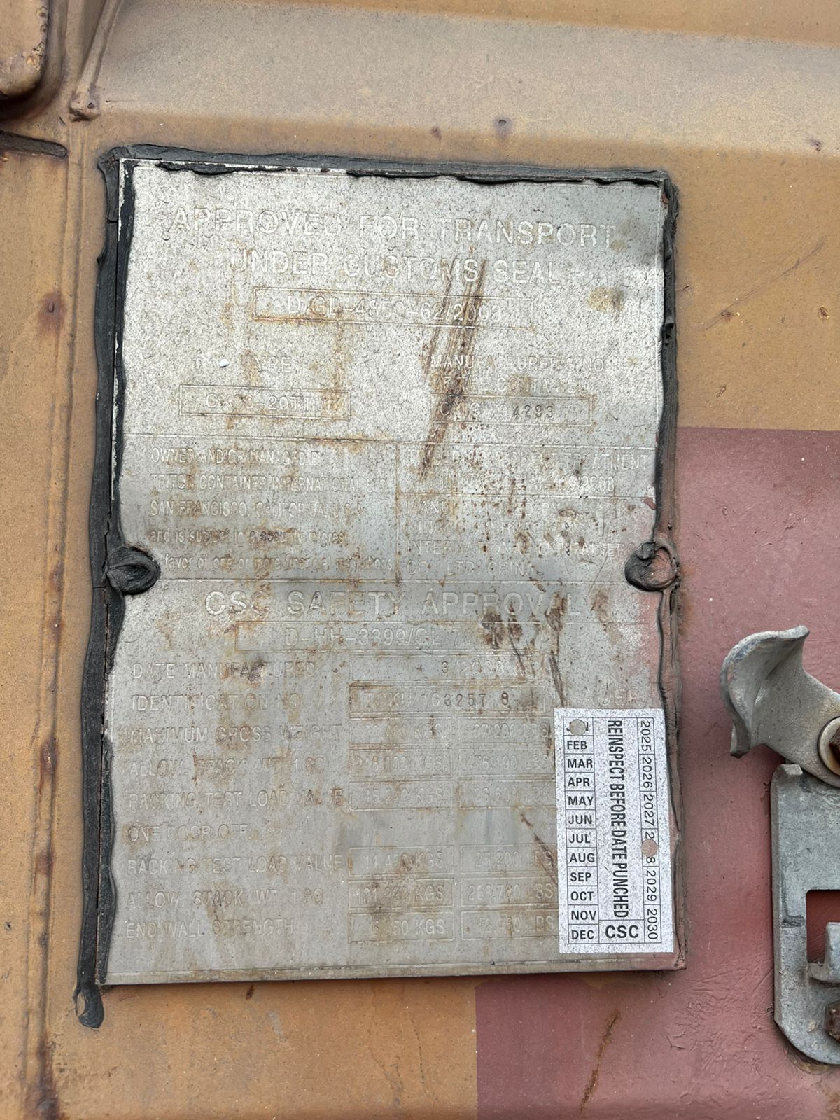 Морской контейнер TCKU1632570