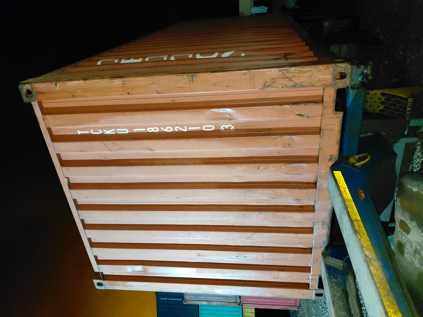 Морской контейнер TCKU1862103