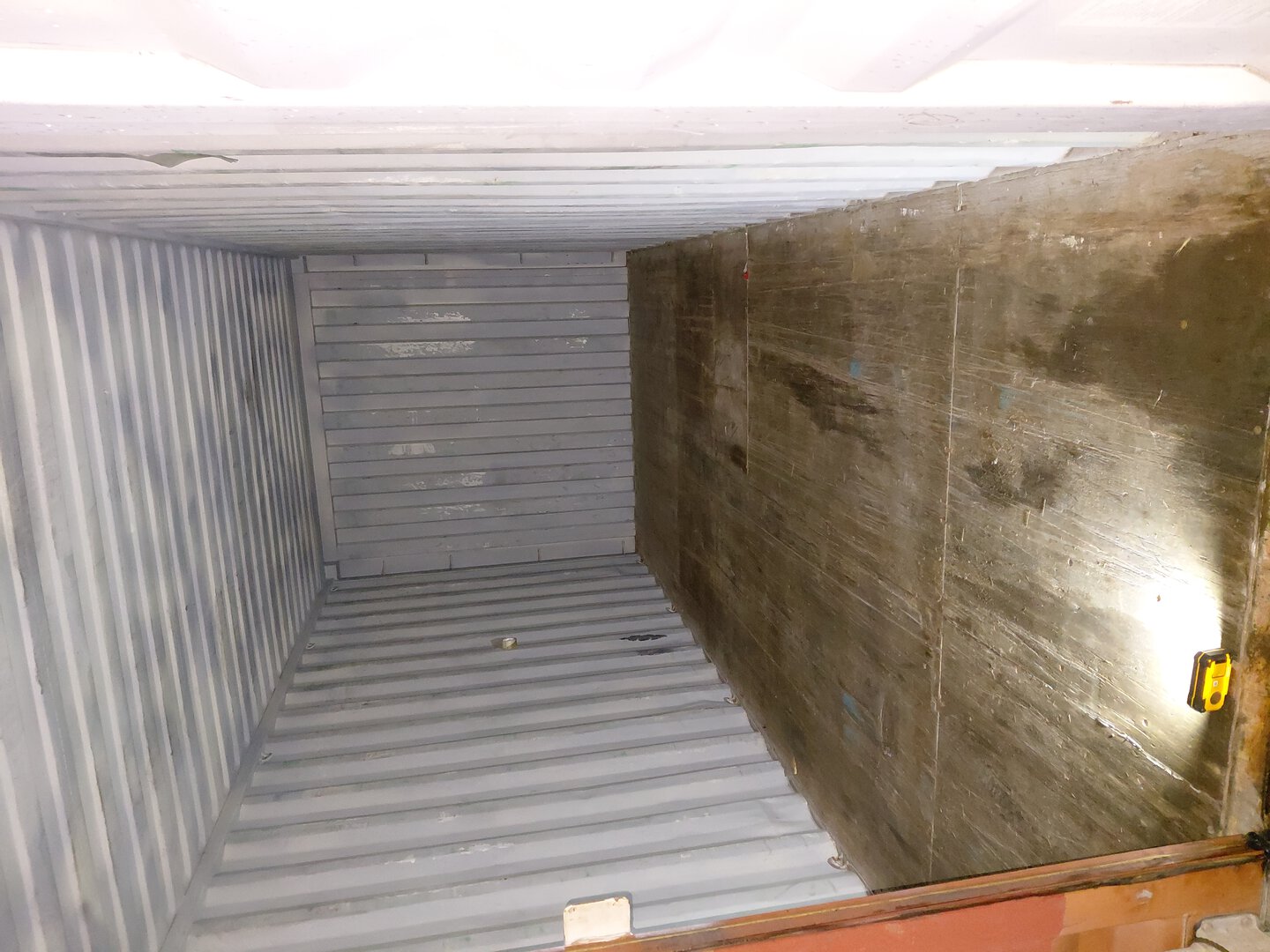 Морской контейнер TCKU1862103