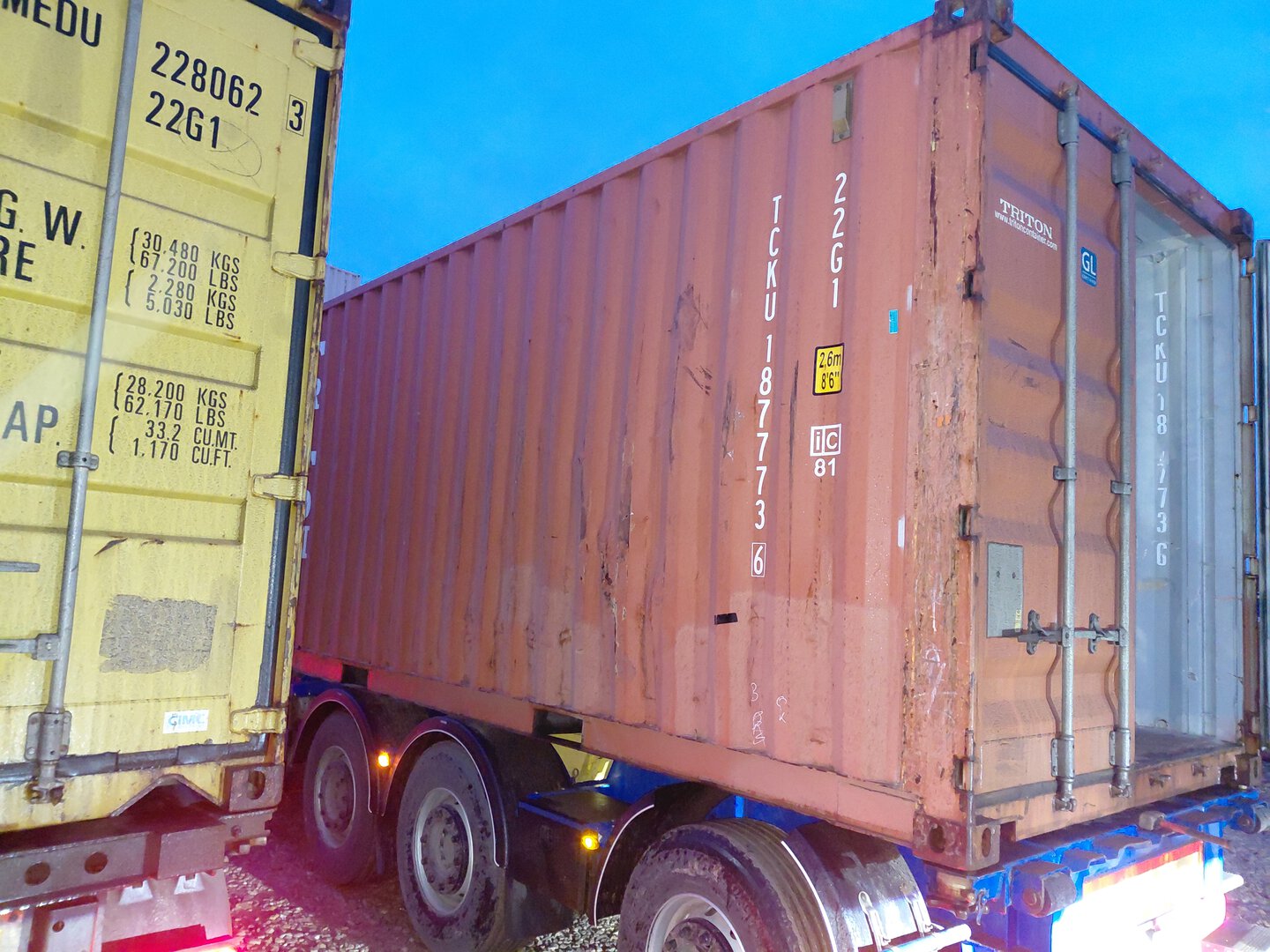 Морской контейнер TCKU1877736