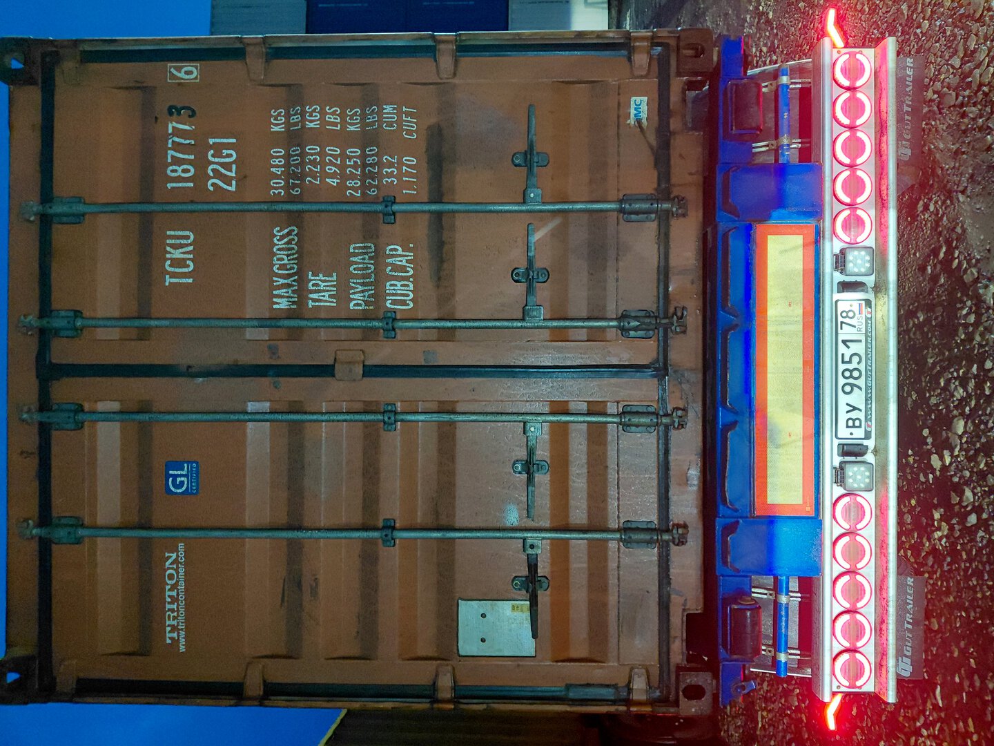Морской контейнер TCKU1877736