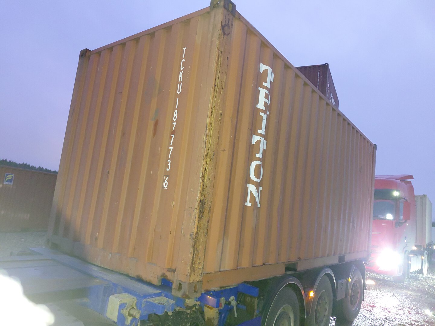 Морской контейнер TCKU1877736