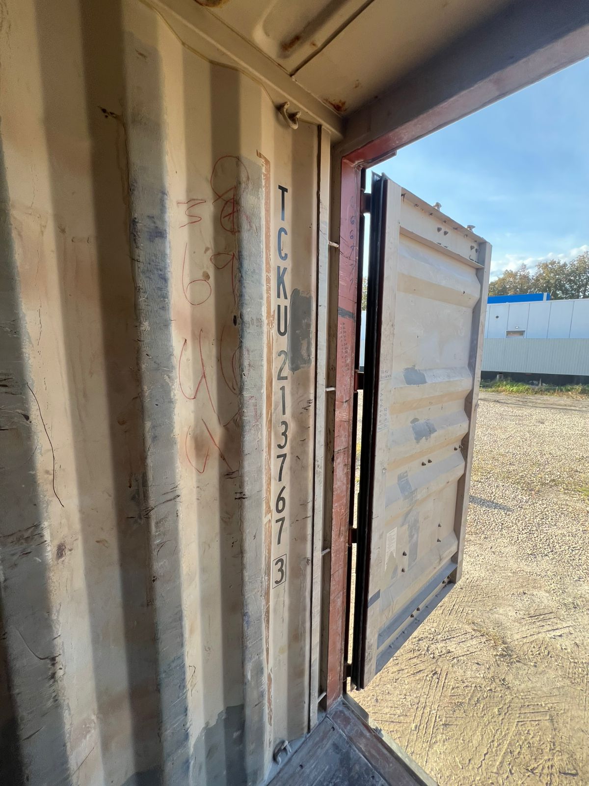 Морской контейнер TCKU2137673