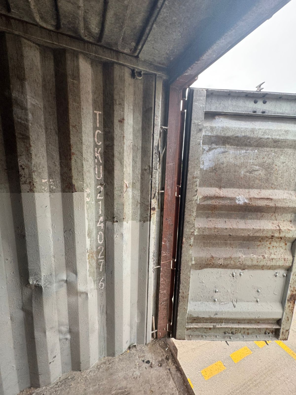 Морской контейнер TCKU2140276