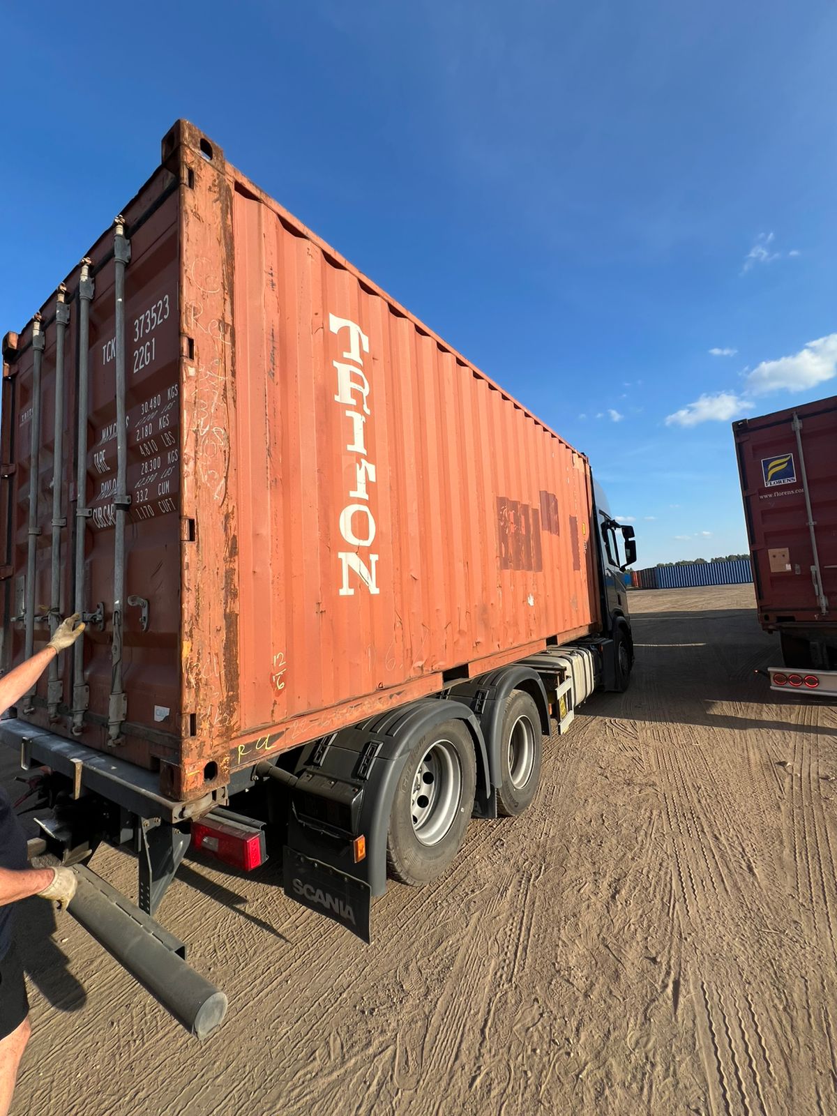 Морской контейнер TCKU3735237