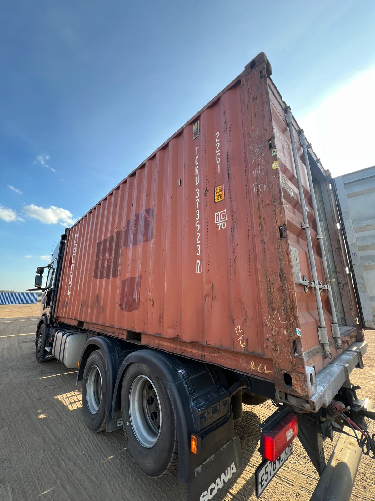 Морской контейнер TCKU3735237