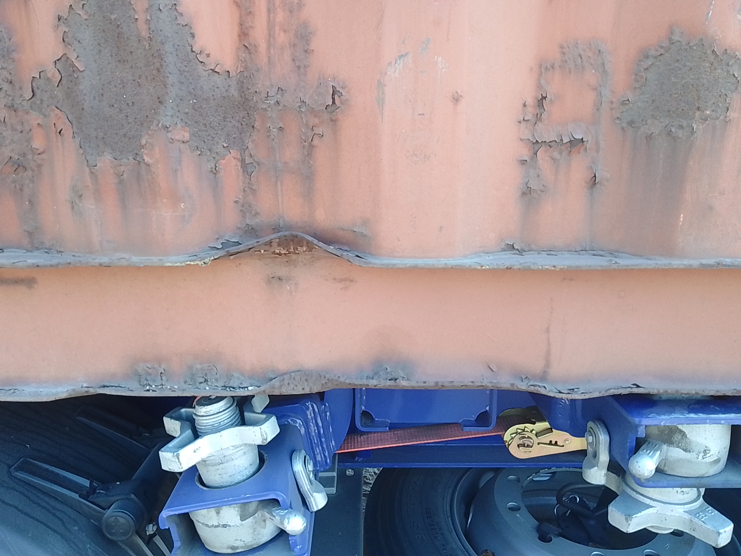 Морской контейнер TCKU9572060