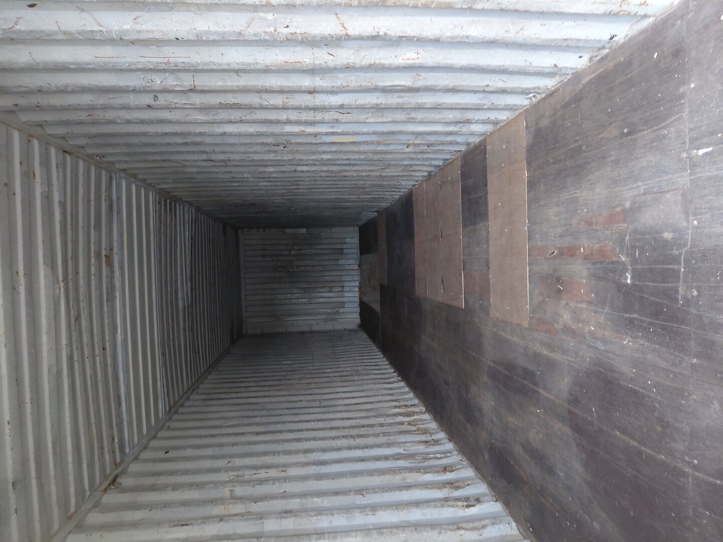 Морской контейнер TCKU9939562
