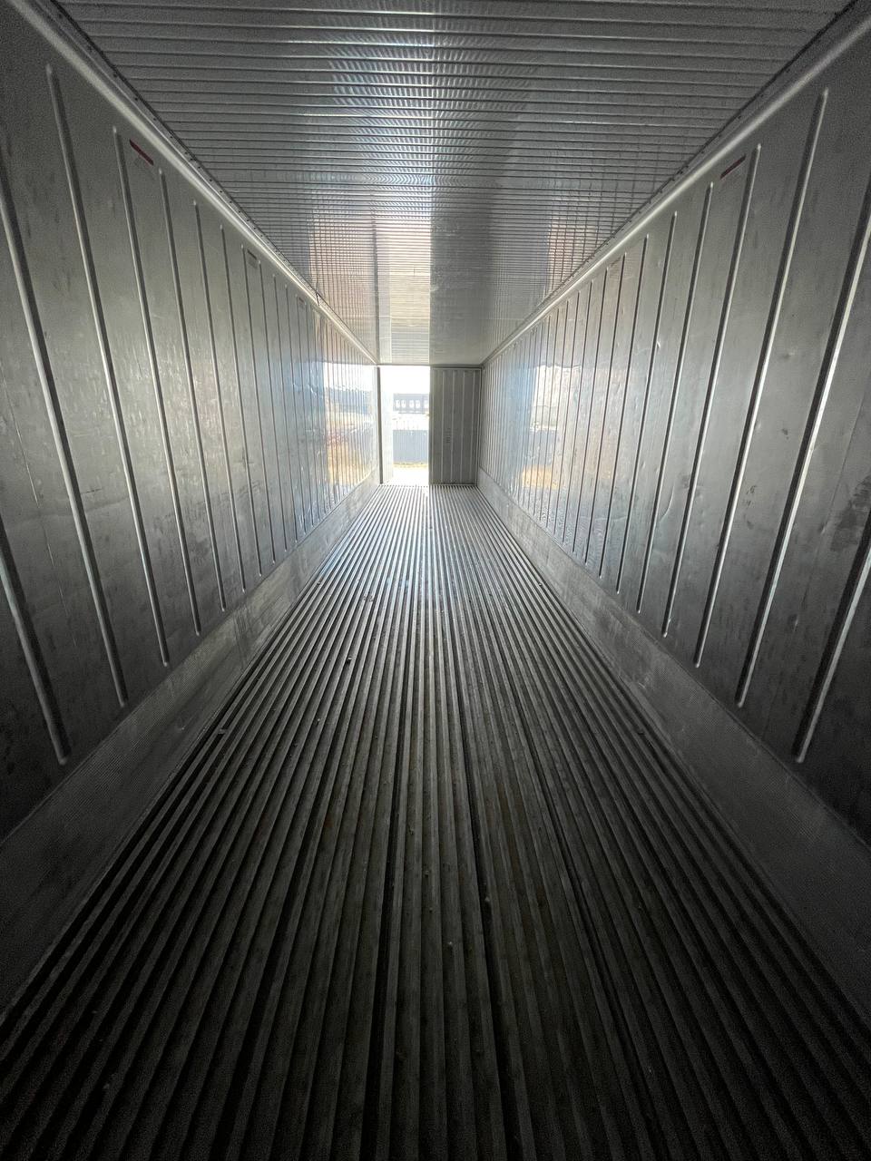 Морской контейнер TCLU1061800