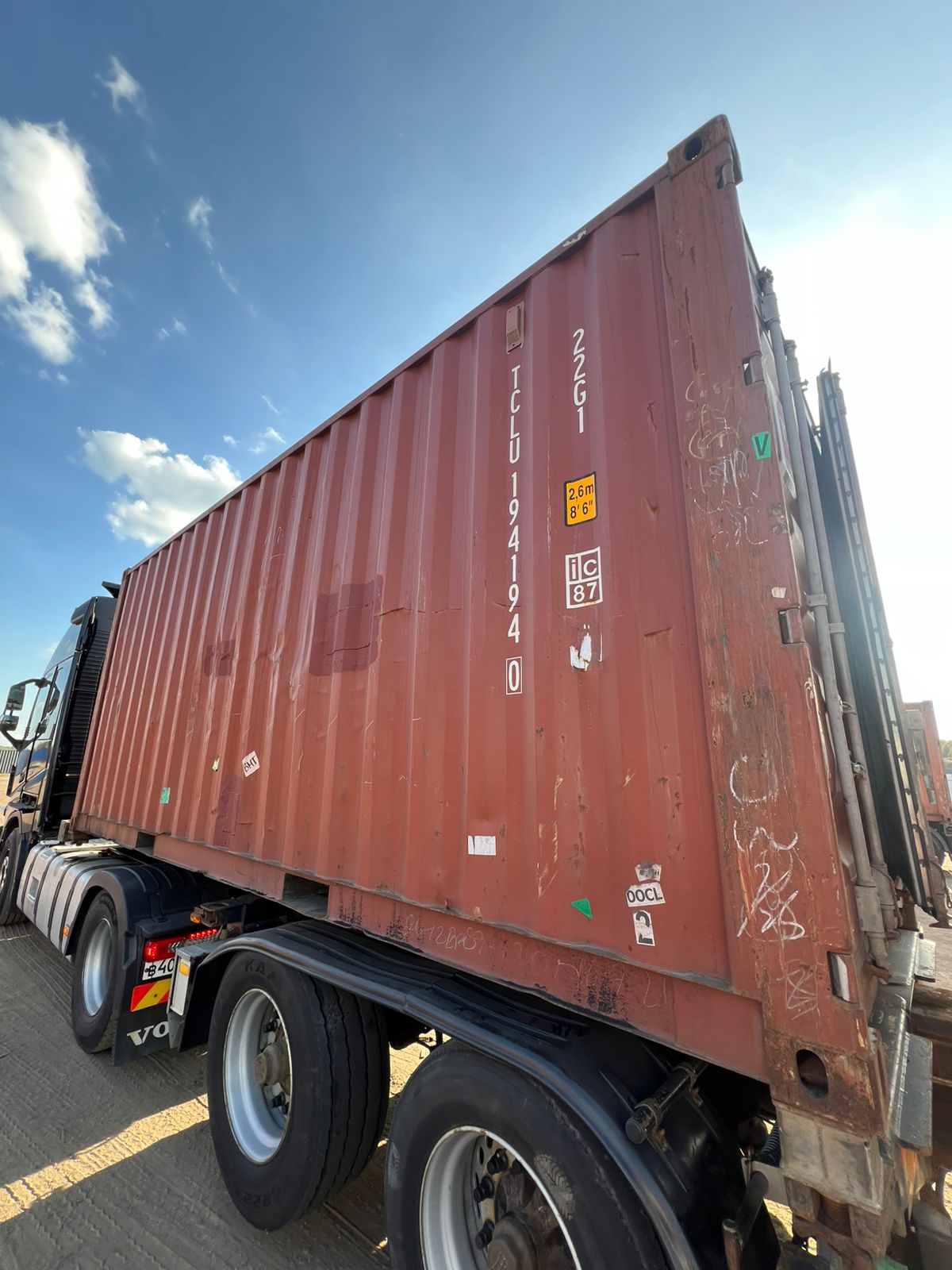 Морской контейнер TCLU1941940