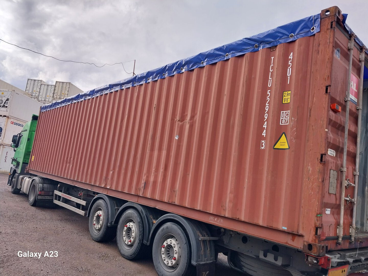 Морской контейнер TCLU5299443