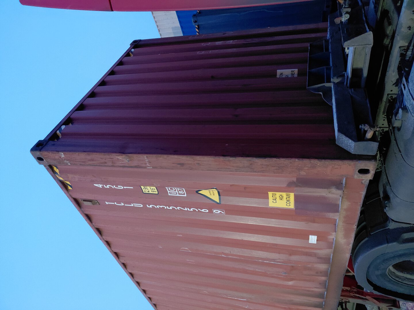 Морской контейнер TCLU5352569