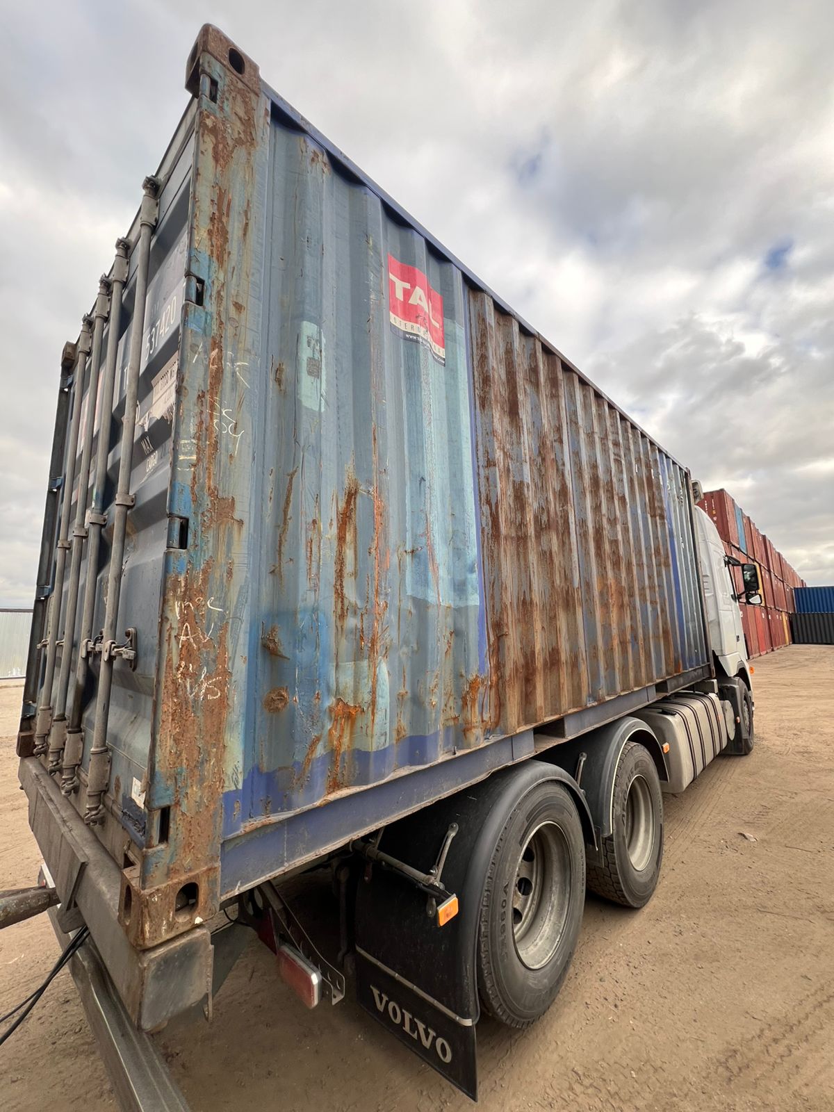 Морской контейнер TCLU5374207