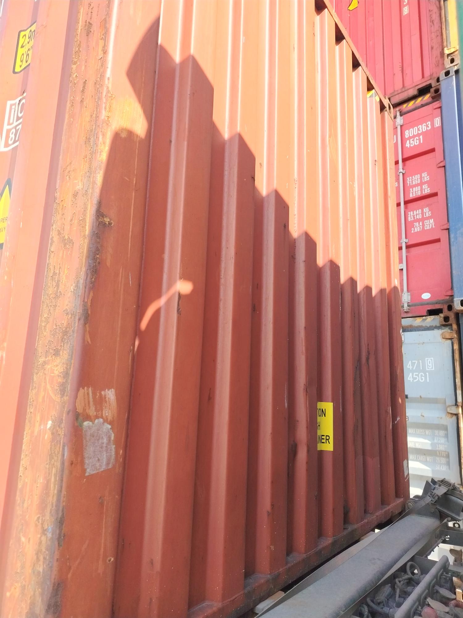 Морской контейнер TCLU5719382