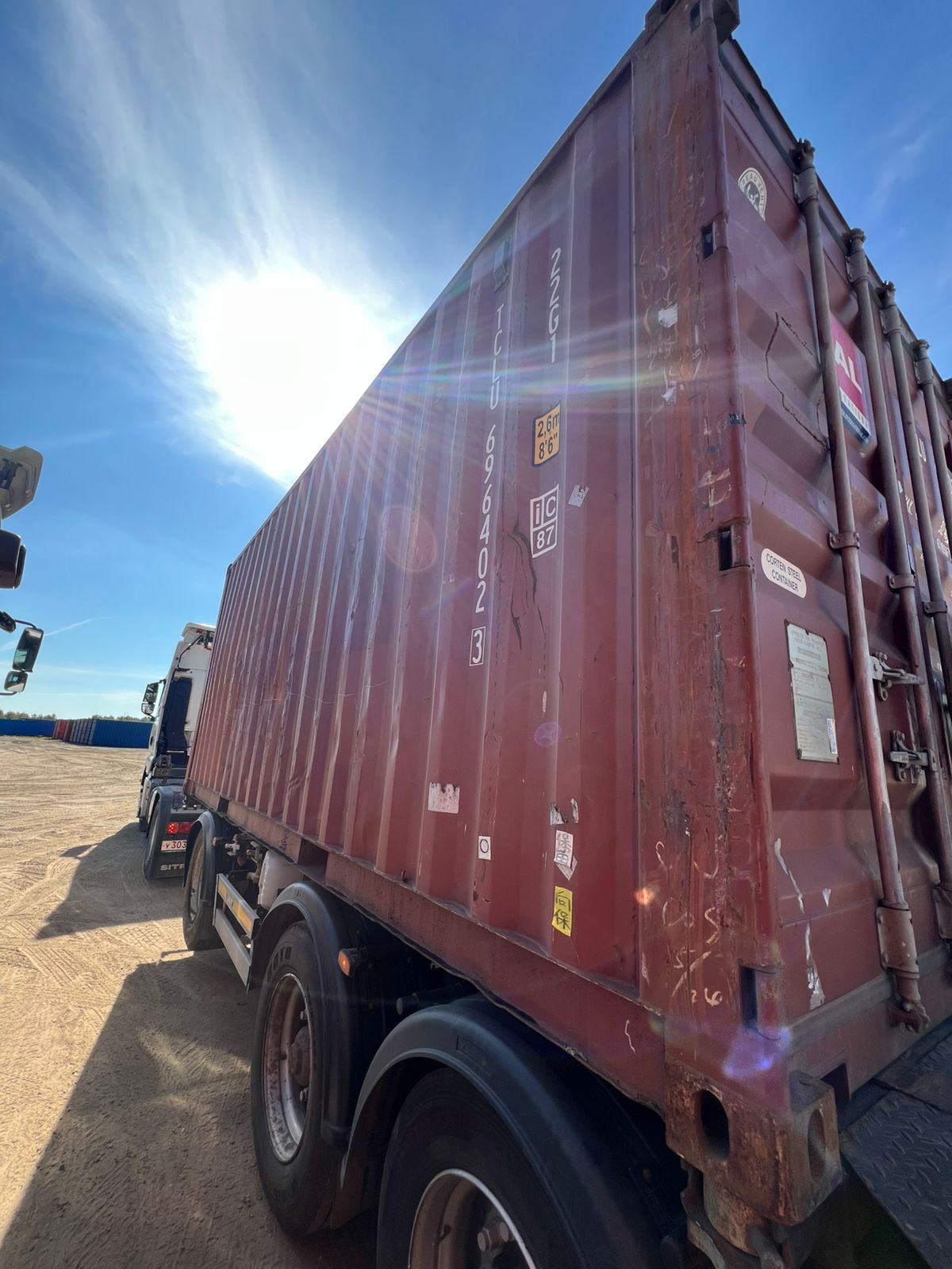 Морской контейнер TCLU6964023