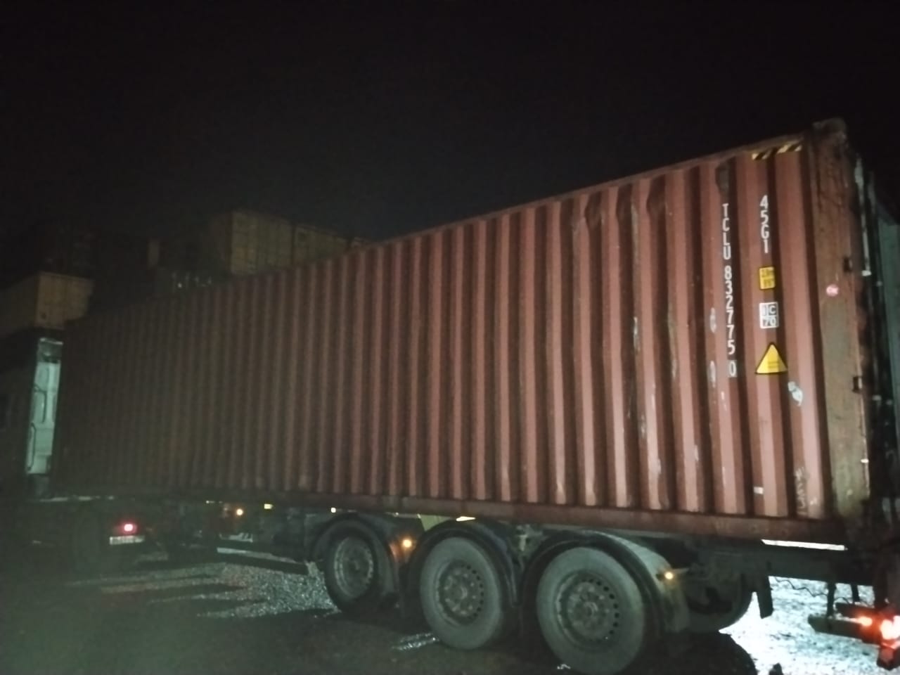 Морской контейнер TCLU8327750