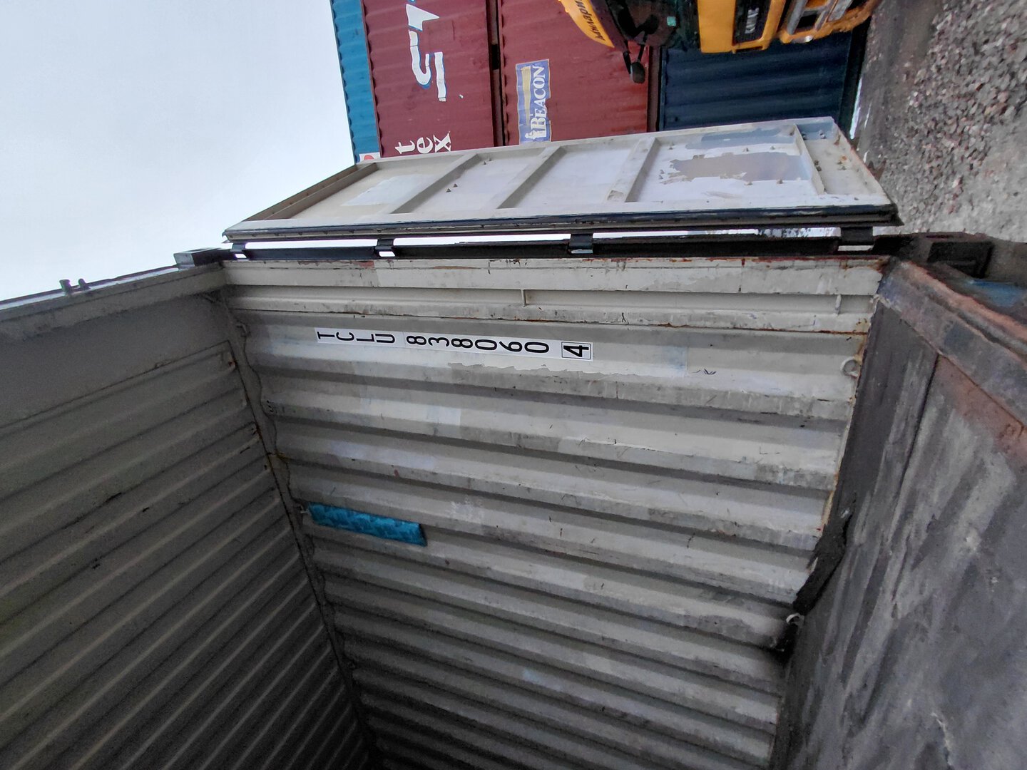 Морской контейнер TCLU8380604