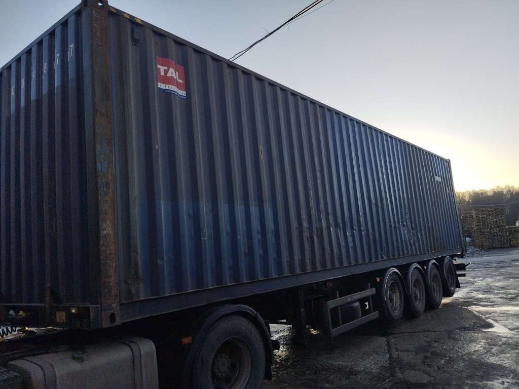 Морской контейнер TCLU9380717