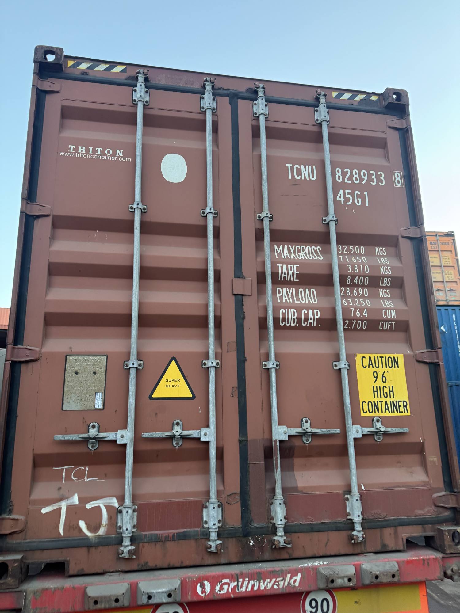 Морской контейнер TCNU8289338