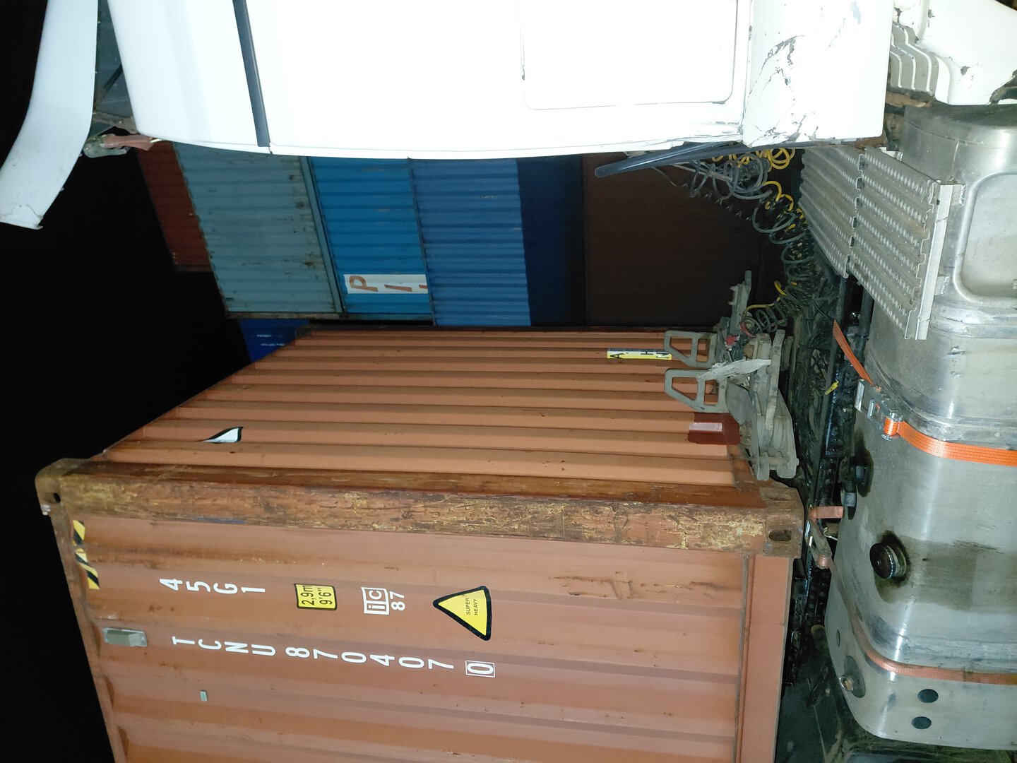 Морской контейнер TCNU8704070