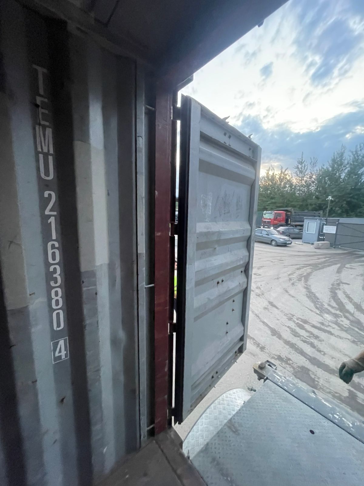 Морской контейнер TEMU2163804