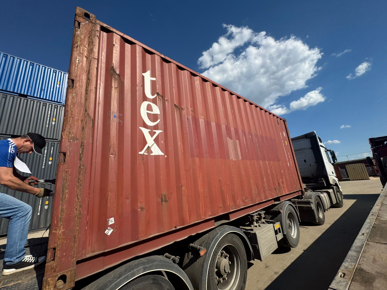 Морской контейнер TEMU2263402