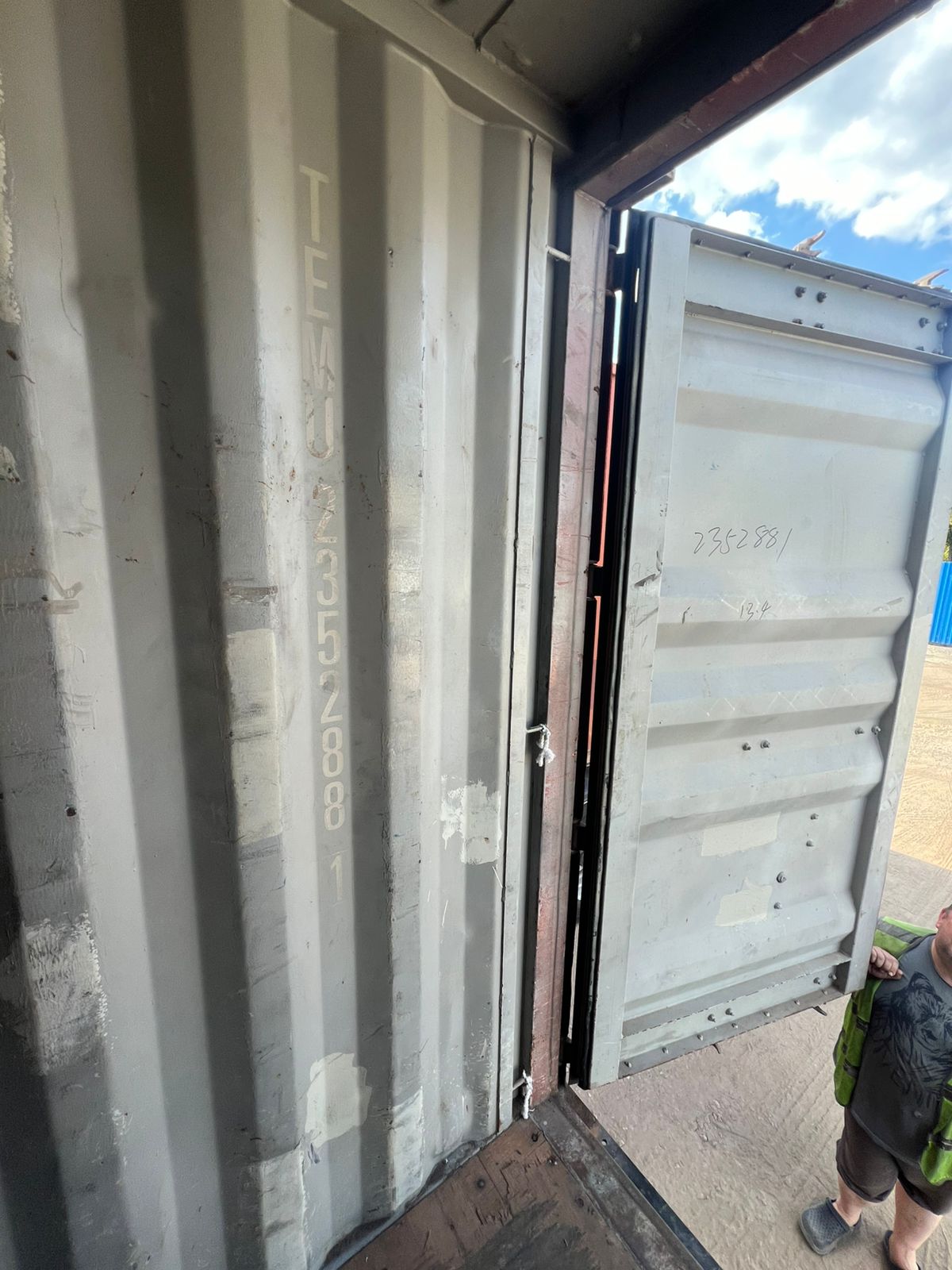 Морской контейнер TEMU2352881